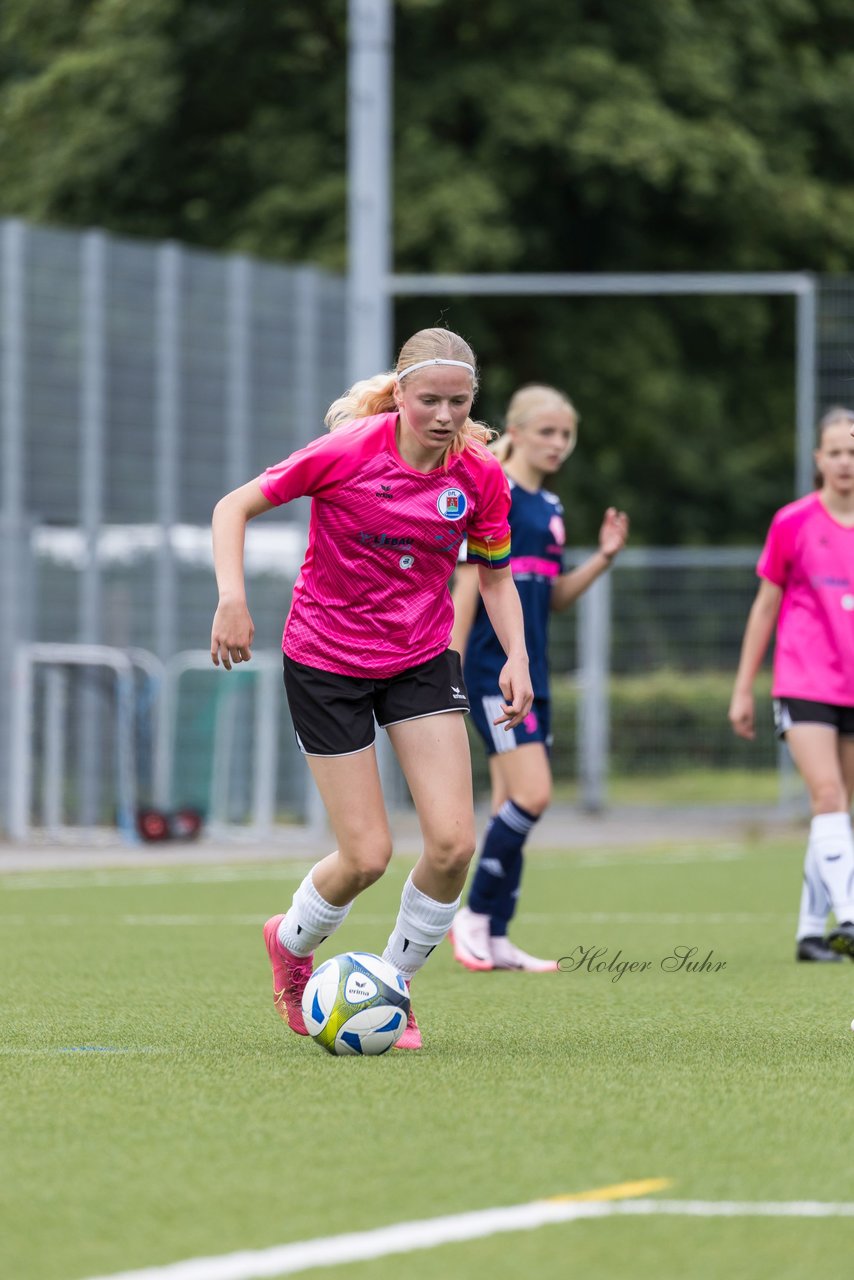 Bild 148 - wCJ Osterroenfelder TSV - VfL Pinneberg : Ergebnis: 0:15